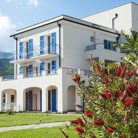 Ai Pozzi Villagespa 123s Διαμέρισμα